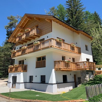 Foto esterno in estate Niciora