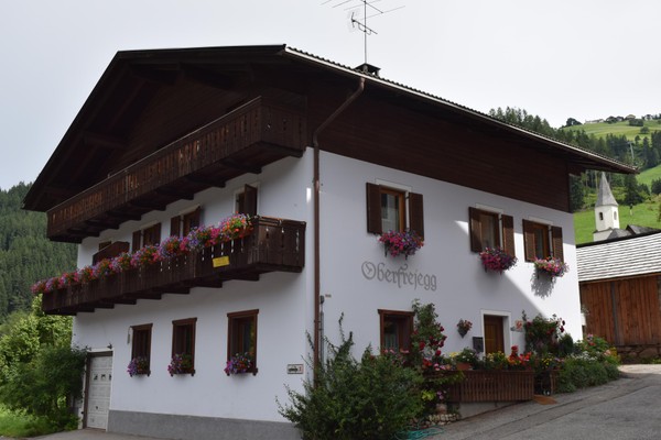 Foto Außenansicht Ferienwohnungen auf dem Bauernhof Oberfreiegg