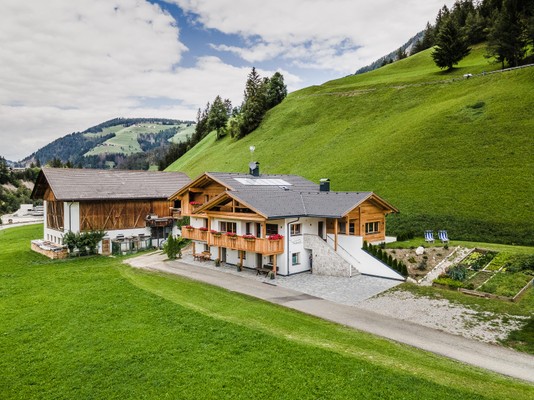 Foto Außenansicht Ferienwohnungen auf dem Bauernhof Moraier