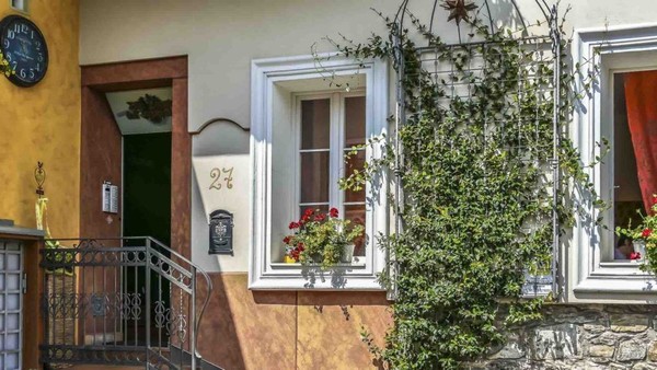 Foto esterno B&B + Appartamenti Alla Loggia Dell'Imperatore