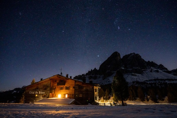 Foto Außenansicht Hütten-Hotel Ütia de Börz