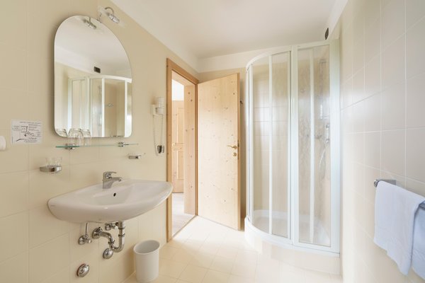 Foto del bagno Rifugio-Hotel Ütia de Börz