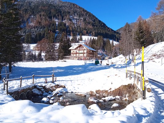 Foto invernale di presentazione Rifugio-Hotel Sat Lagorai