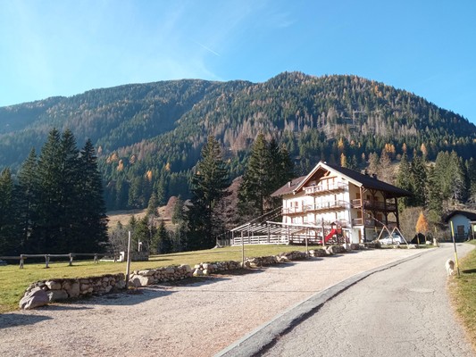 Foto esterno Rifugio-Hotel Sat Lagorai