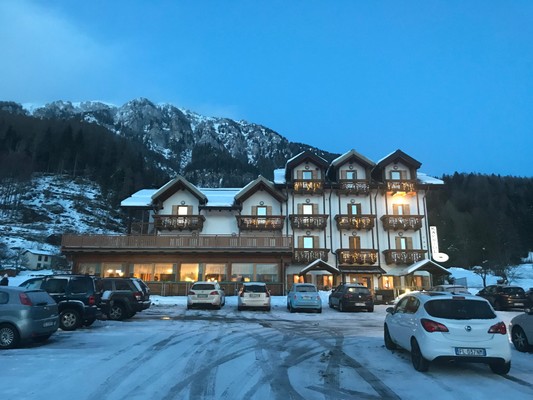 Foto Außenansicht Hotel Kapriol