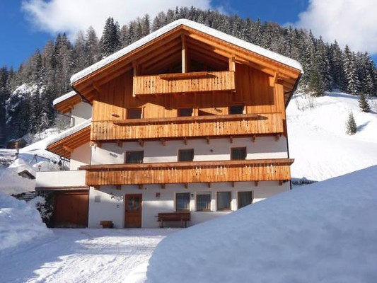 Photo exteriors Farmhouse apartments Confolia