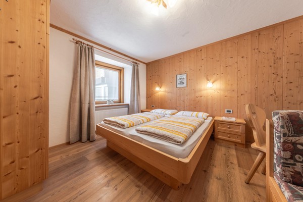 Foto della camera Pensione + Appartamenti in agriturismo Tlisöra - Speckstube