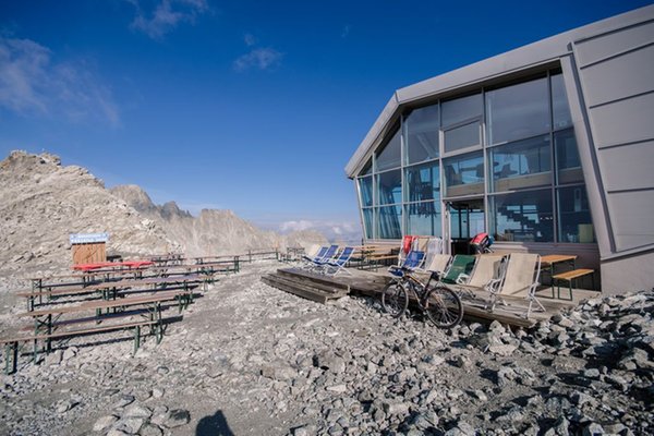 Foto estiva di presentazione Rifugio Panorama 3000 Glacier