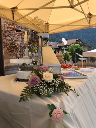 Il ristorante Valfloriana Chalet Resort La Baita delle Fate