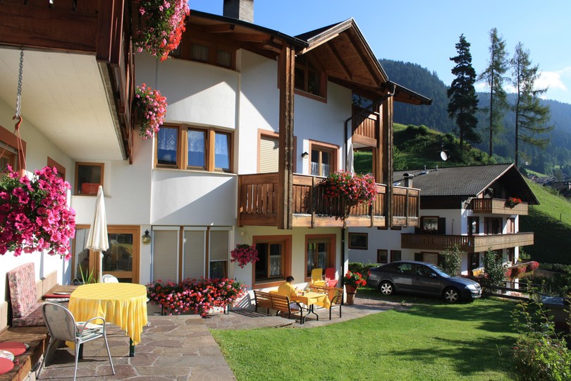 Foto Außenansicht Ferienwohnungen Haus Helga