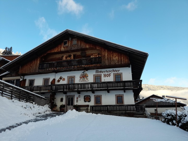 Photo exteriors Farmhouse B&B Mitterfeichterhof