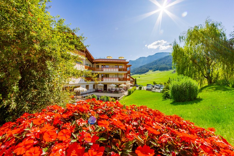 Foto Außenansicht Hotel Castel Oswald von Wolkenstein