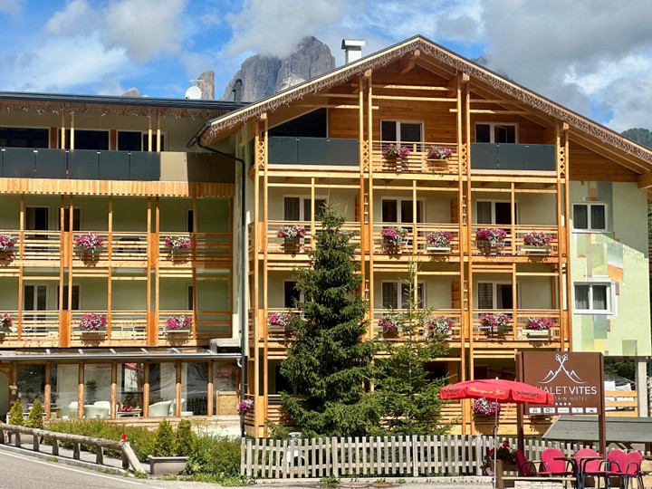 Photo exteriors B&B (Garni)-Hotel Edy