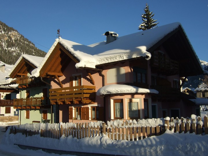 Foto Außenansicht Ferienwohnungen Villa Bernard