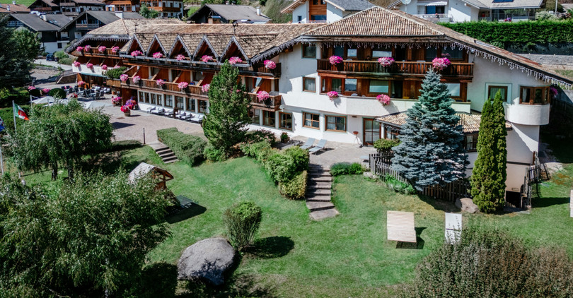Photo exteriors Park Hotel Bellacosta