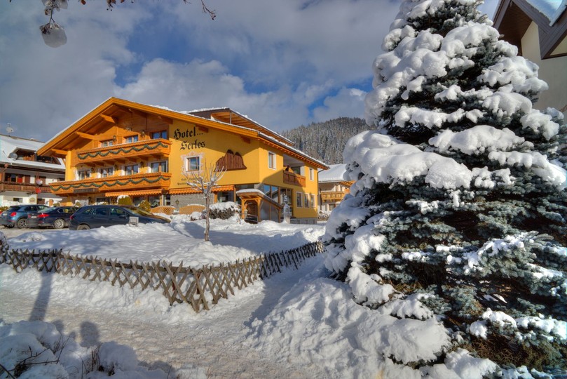 Foto esterno Hotel Serles