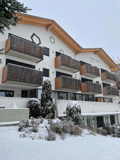 Foto esterno Lapis Monti - Apartments & Suites