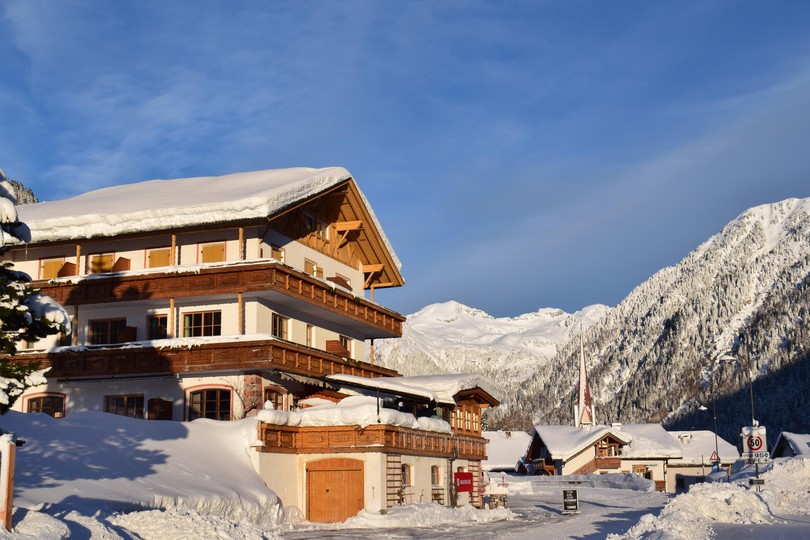 Photo exteriors Alpine Hotel Penserhof