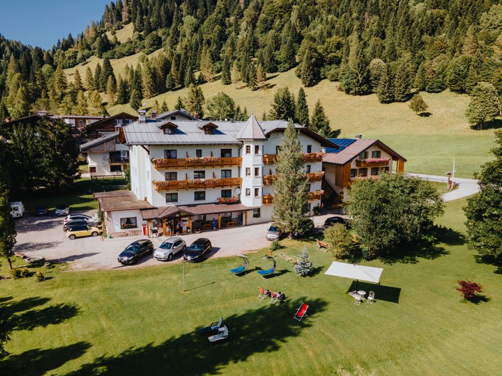 Foto esterno Hotel Edelweiss