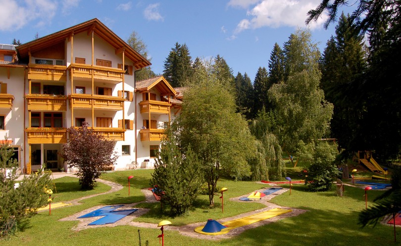 Foto Außenansicht Hotel Waldheim Resort & Spa
