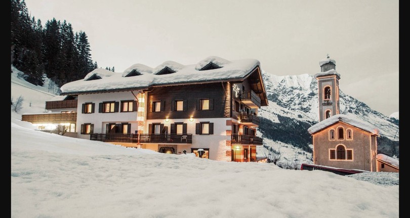 Foto Außenansicht Hotel Cardo