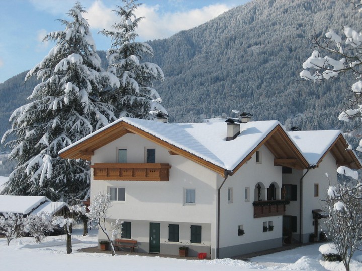 Photo exteriors Apartments Famiglia Trotter