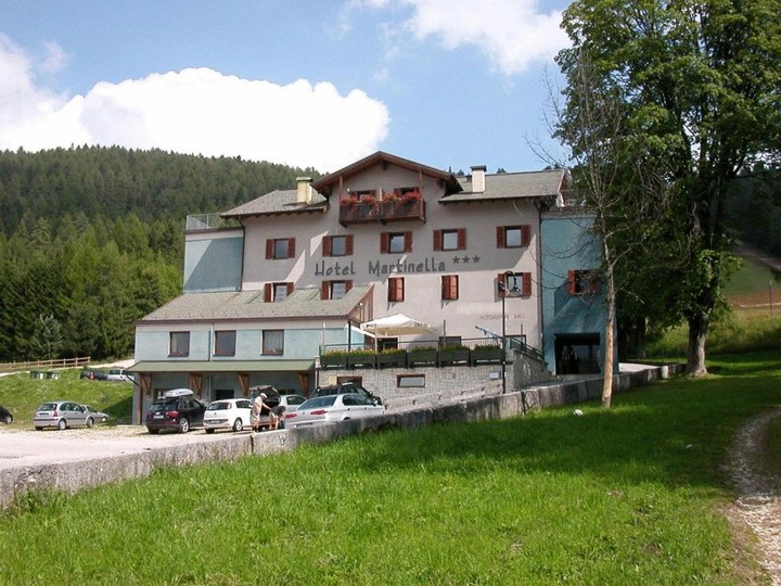 Photo exteriors Hotel Martinella
