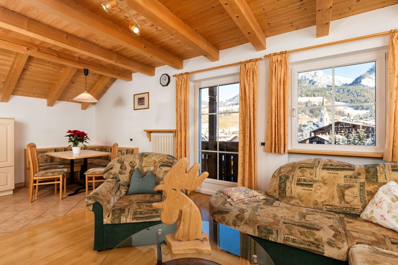 The living area Apartments Ciasa Valentin