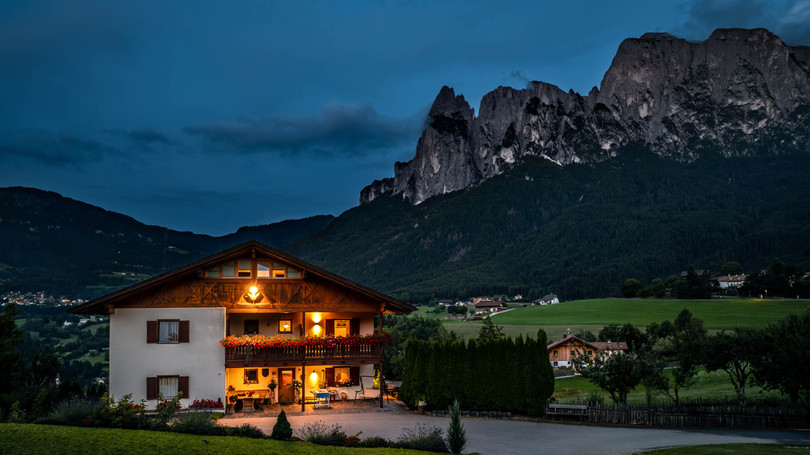 Foto Außenansicht B&B + Ferienwohnungen auf dem Bauernhof Mesnerhof
