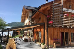 Mountain Hut-Hotel Serot