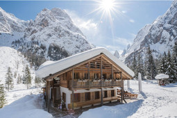 Rifugio con camere Fondo Valle / Talschlusshütte