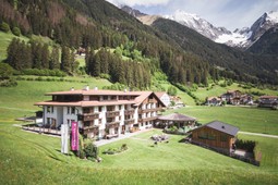 Hotel Vierbrunnenhof