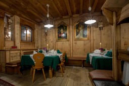 Restaurant La Stüa
