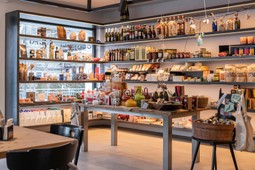 Rosa Regina Bistro Shop