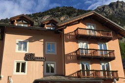 Hotel Bes & Spa