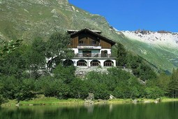 Hotel Chalet sul lago