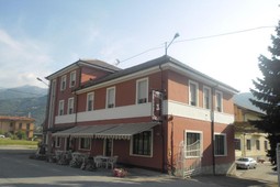 Hotel + Residence L'Ostu Del Povr-om