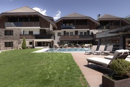 Apartments in hotel Familiaris Family Apartments
