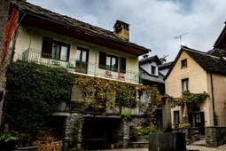 B&B + Ferienwohnungen Casa Tomà