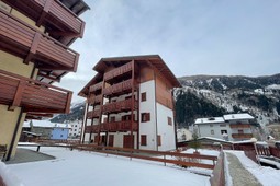 Il Cervo Mountain Apartment