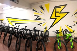 Bike rental Bike Motion