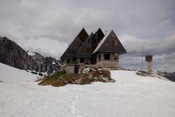 Berghütte mit Zimmern Garelli