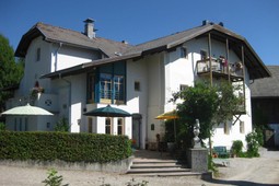Small hotel + Residence Grünbacher