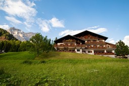 Residence Panorama - Hotel Maè