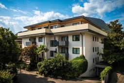 Residence Goldfinger + Suites