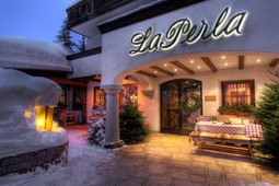 Hotel La Perla