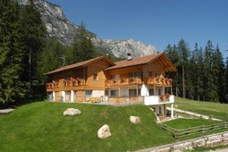 Apartments Chalet Susi