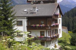 Ferienwohnungen Chalet Maria Teresa