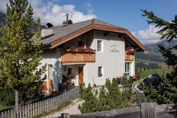 Apartments Larcenei