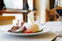 Restaurant and Pizza Hotel Miravalle